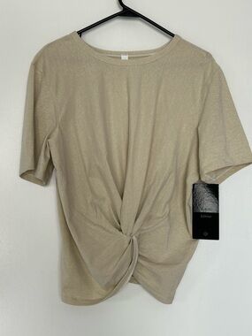NWT Lululemon Crescent Tee Spark 10 Bone Gold Metallic Ruched Short Sleeve
